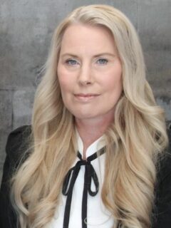 Olivia frisör på Salong Hårfin AB