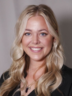 Emelie frisör på Bergfeldts Frisörer