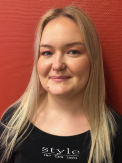 Evelina frisör på STYLE