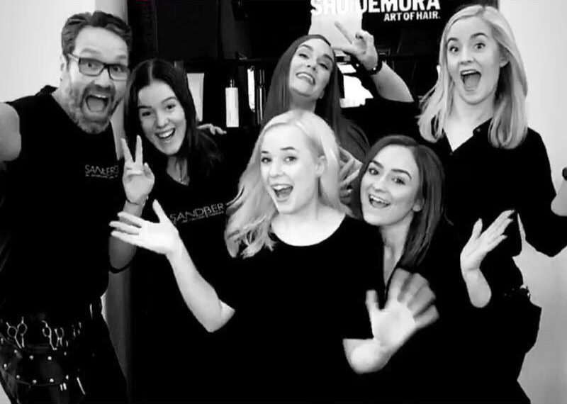 Stor stämningsbild Sandbergs Salong